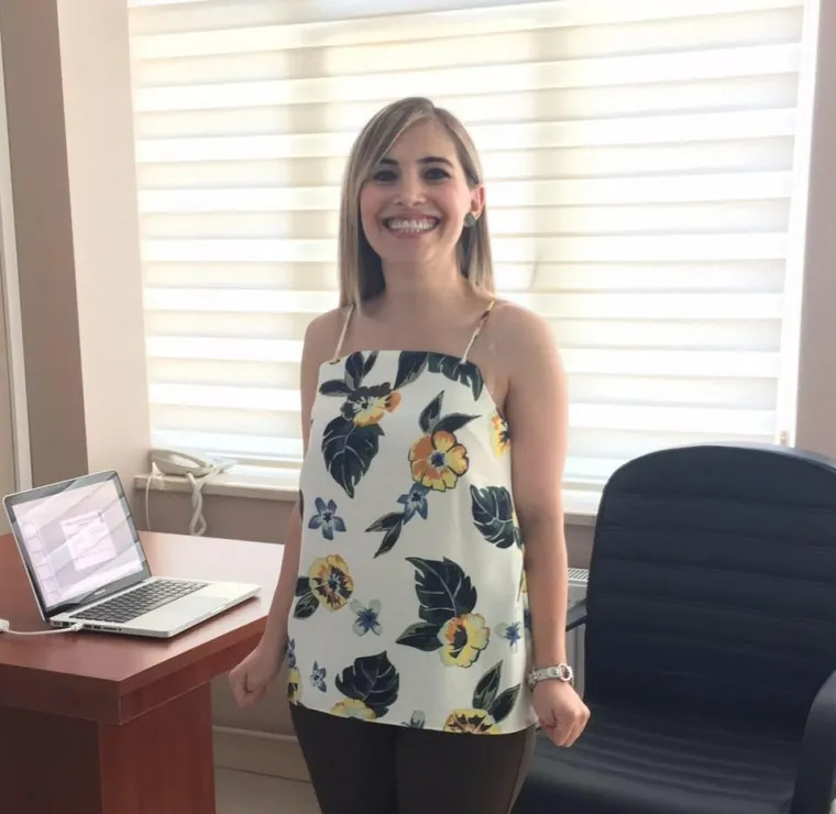 Dr. Dkt. Ayşegül Zencir Şen portre